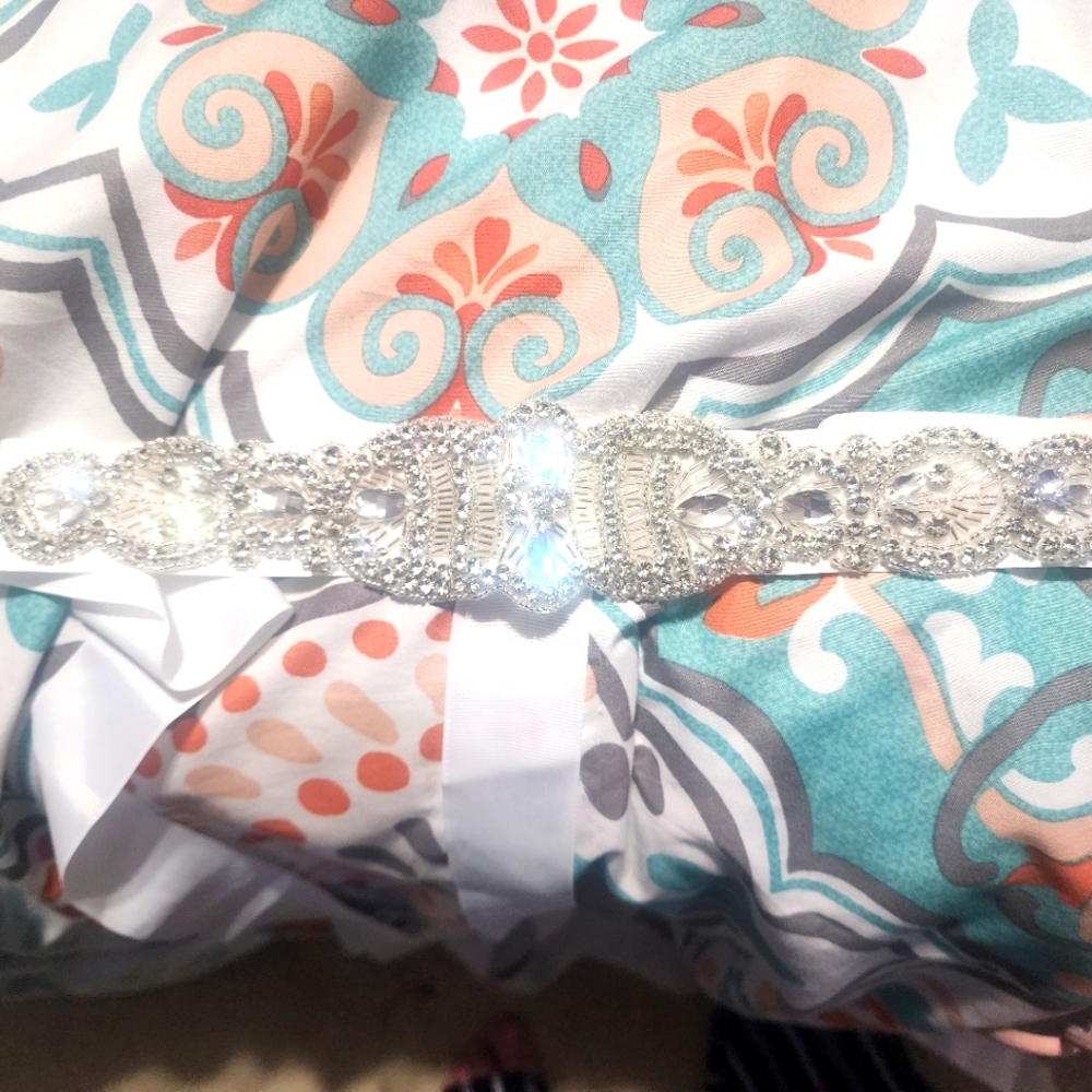 Wedding dress belt